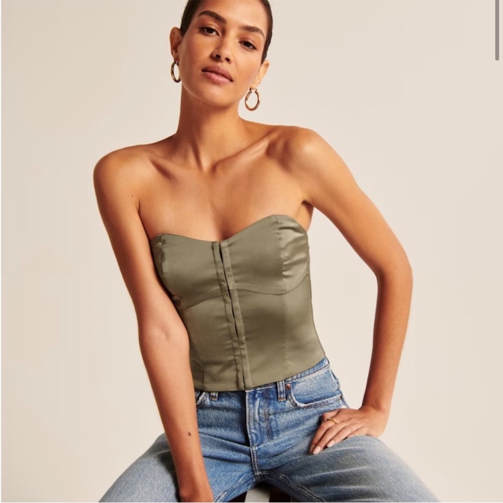 Abercrombie & Fitch Strapless Hook and Eye Corset Top